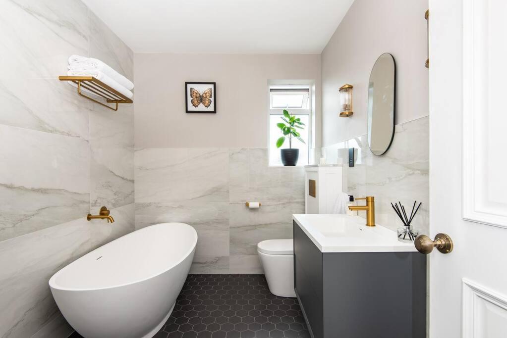Newly Renovated Victorian House With Free Parking Villa Brighton Exteriör bild